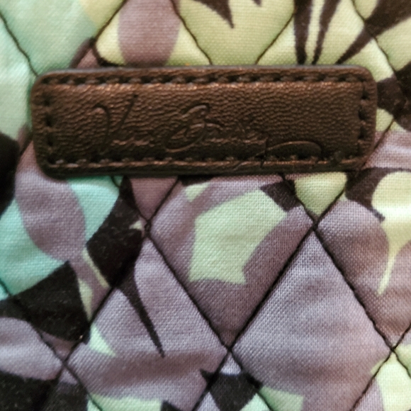 Vera Bradley camfloral crossbody bag - Picture 2 of 5